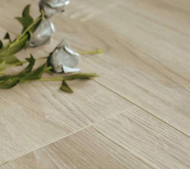 white oak laminate flooring